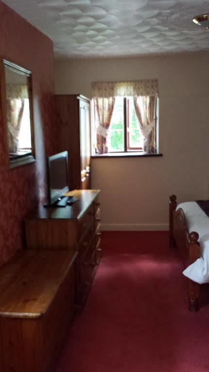 The Castle Inn Ebbw Vale Dış mekan fotoğraf